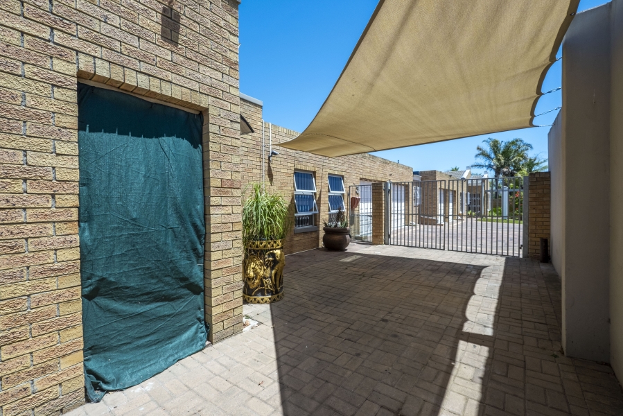 3 Bedroom Property for Sale in Protea Heights Western Cape